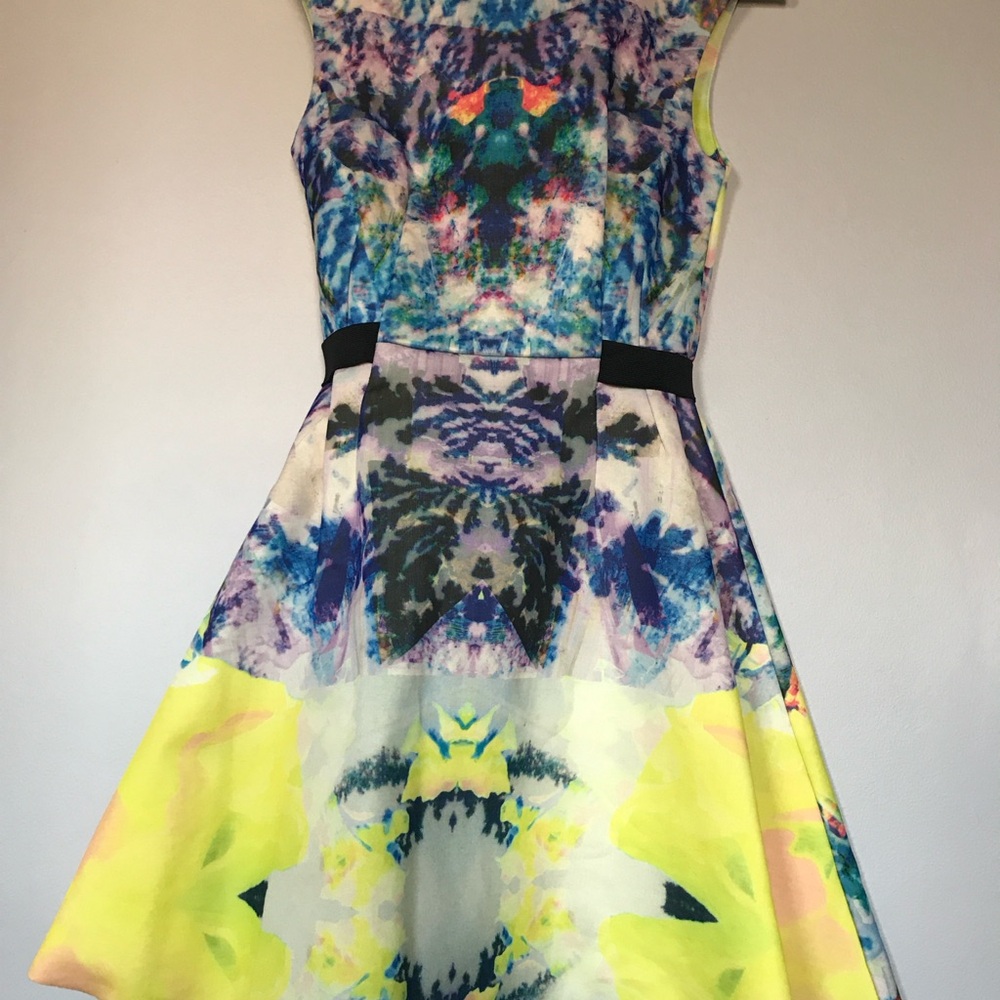 H&M Vibrant Multicolor Sleeveless Dress